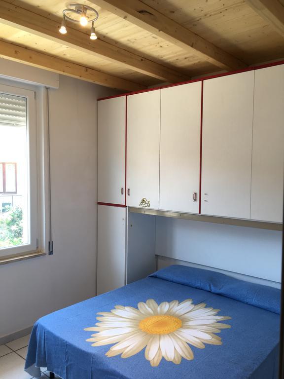 Appartamenti Marilu La Caletta Luaran gambar